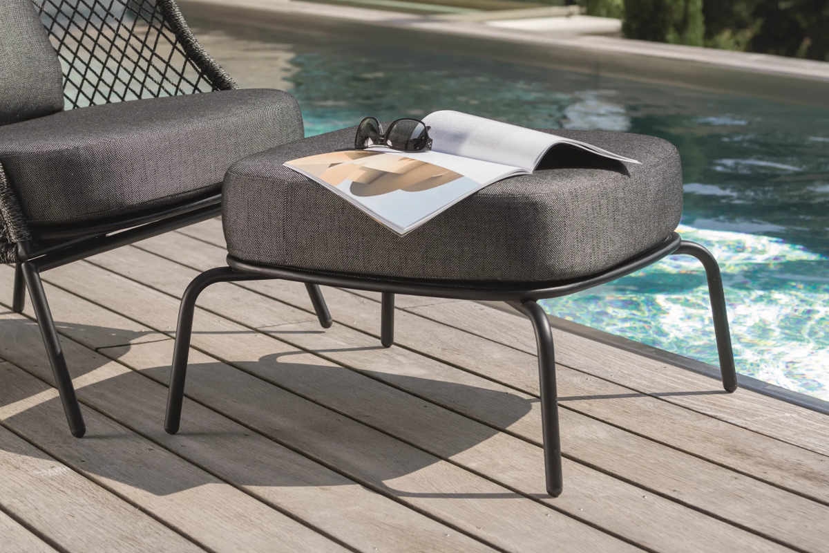 Preview: STERN® Lounge Hocker ODEA Aluminium mit Kissen