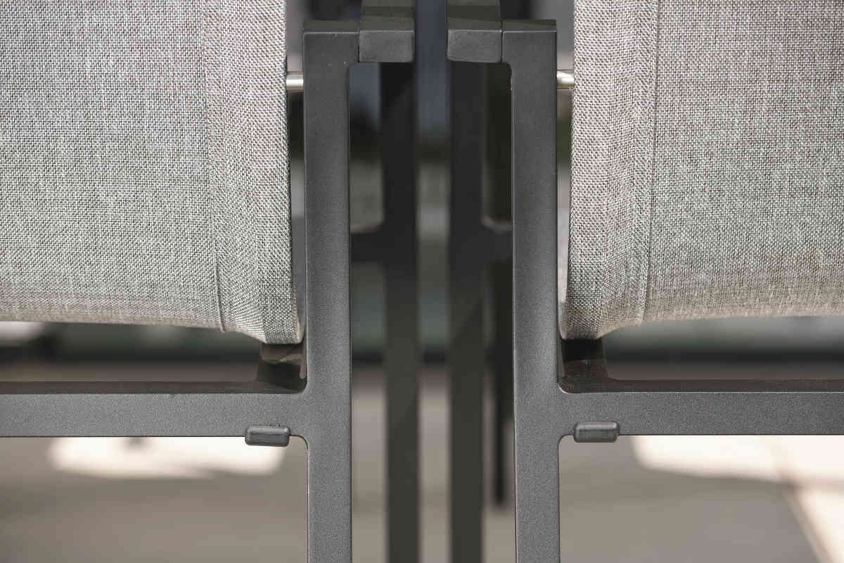 STERN® Stapelsessel EVOEE mit Armlehne & hoher Rückenlehne