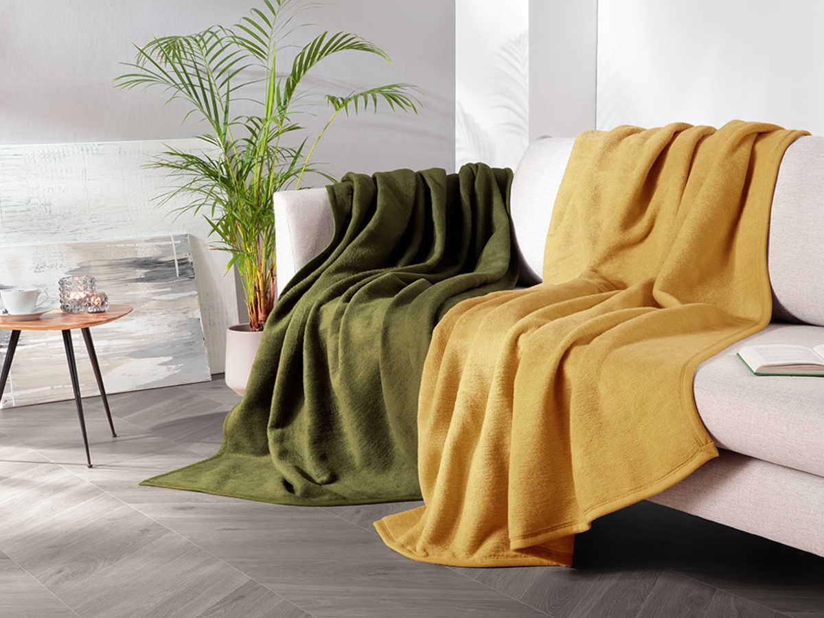 Preview: Kuscheldecke CARINA 150x200cm, VE6