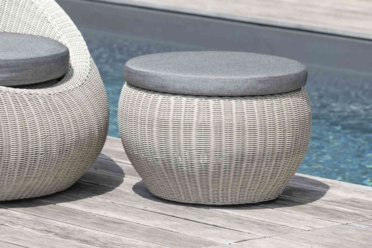 Preview: STERN® Hocker ANNY mit Glasplatte und Kissen Ø 54 cm
