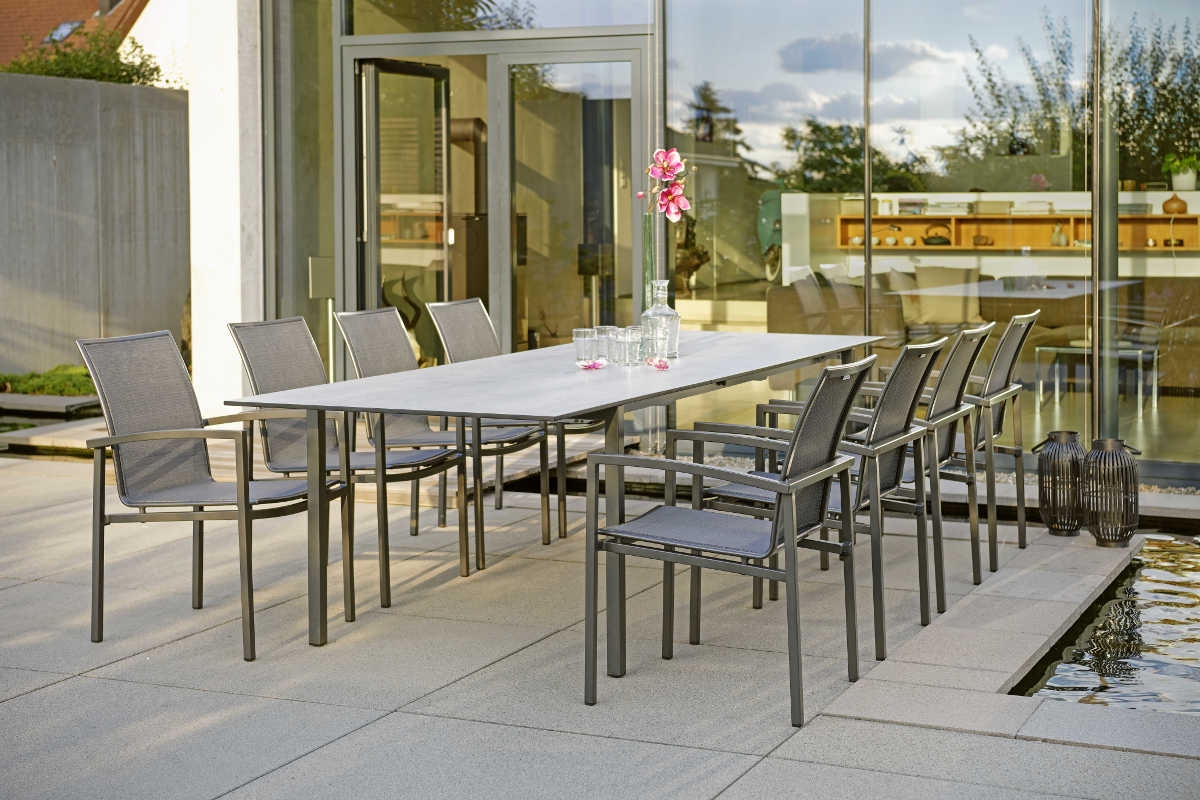STERN® Terrassenstuhl SKELBY Dining Stapelsessel mit Armlehne