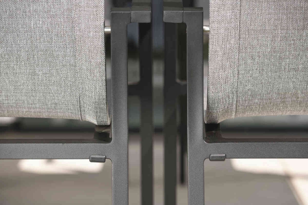 STERN® Stapelsessel EVOEE mit Armlehne & hoher Rückenlehne