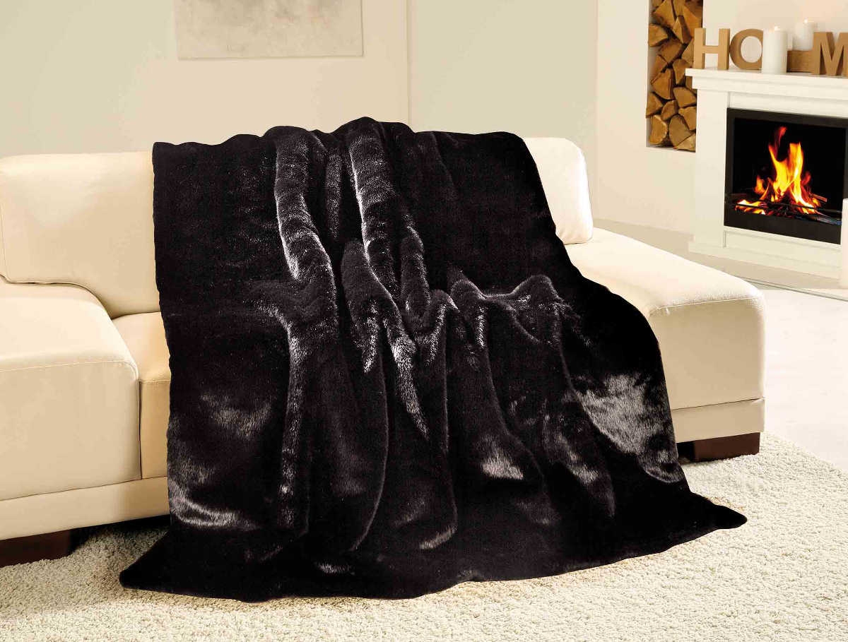 Wohndecke Nerz schwarz in Felloptik 150 x 200 cm